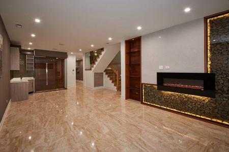 2706 N Ashland