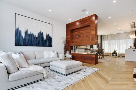 1223 W Draper