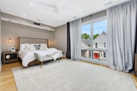 1223 W Draper