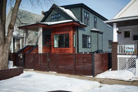 4219 N Sawyer